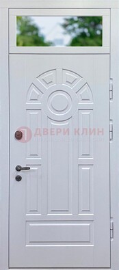Белая входная дверь со стеклом и верхней фрамугой ДФГ-3 в Хотьково
