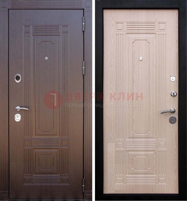 Коричневая входная дверь с МДФ ДМ-173 для кирпичного дома в Хотьково
