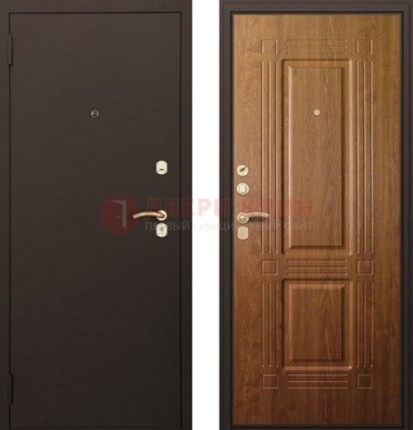 Коричневая металлическая дверь с порошковым покрытием ДП-138 в Хотьково