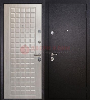 Черная входная дверь с порошковым покрытием ДП-206 в Хотьково