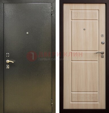 Железная темно-серая дверь с порошковым напылением и МДФ с резьбой ДП-276 в Хотьково