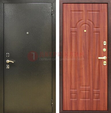 Входная темно-серая дверь с порошковой отделкой и МДФ Миланский орех ДП-281 в Хотьково