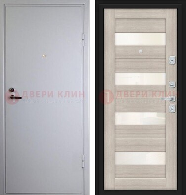 Белая железная дверь с порошковым напылением и стеклом ДП-308 в Хотьково