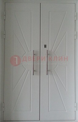 Внутренняя парадная дверь с фигурными элементами ДПР-14 в Хотьково