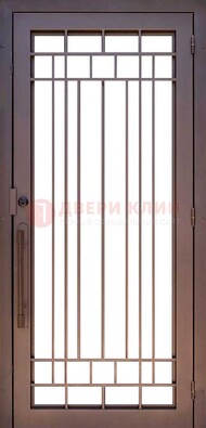 Стальная решетчатая дверь в коричневом цвете ДР-12 в Хотьково