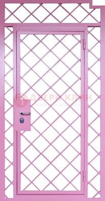 Розовая металлическая решетчатая дверь ДР-15 в Хотьково