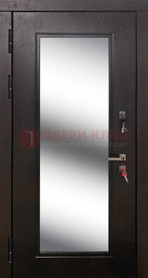 Коричневая железная дверь со стеклом для дома ДС-23 в Хотьково