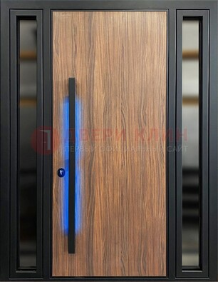 Коричневая металлическая дверь со стеклом ДС-69 в Хотьково