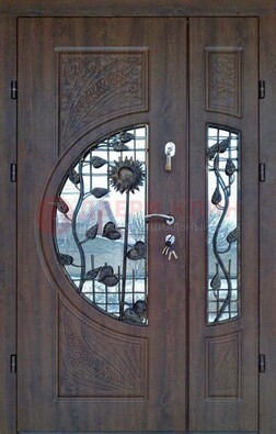Входная дверь стекло с ковкой и резьбой ДСК-202 в Санкт-Петербурге