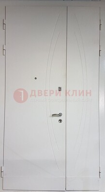 Белая тамбурная дверь ДТМ-31 в Химках