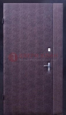 Бордовая металлическая тамбурная дверь ДТМ-3 в Выборге