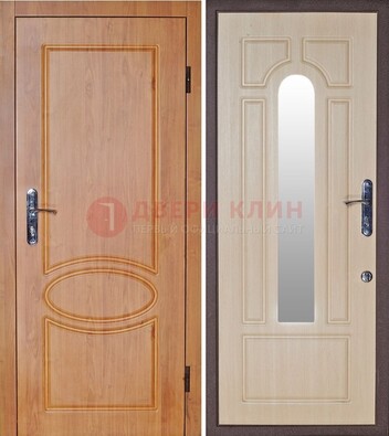 Светлая железная дверь с зеркалом ДЗ-24 в Хотьково