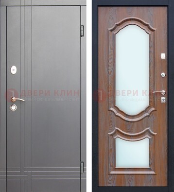 Белая уличная дверь со светлой МДФ и зеркалом ДЗ-77 в Химках