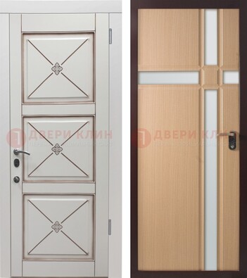 Коричневая уличная дверь с виноритом и МДФ Белый дуб с зеркалом ДЗ-94 в Хотьково