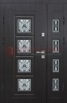 Чёрная двухстворчатая железная дверь с МДФ и витражом ВЖ-35 в Хотьково